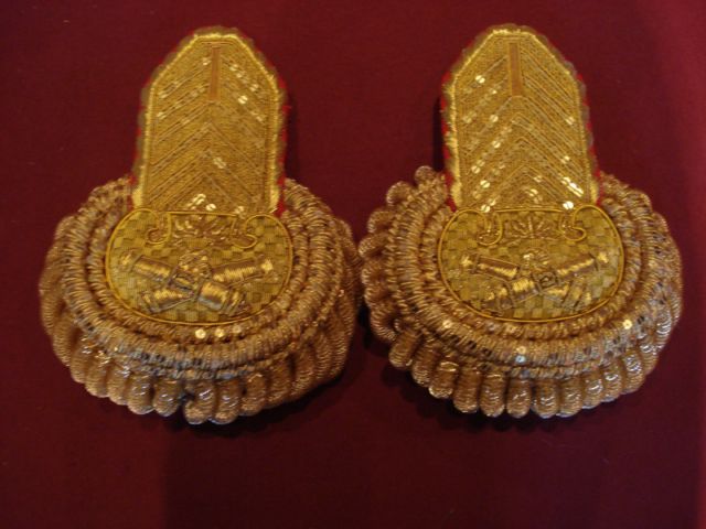 Epaulettes Epaulettes
