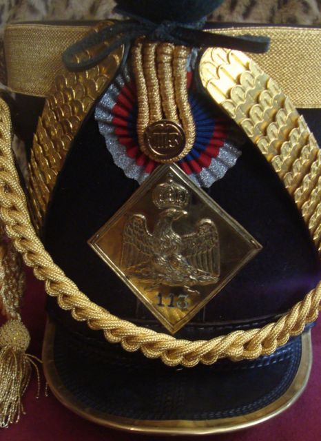 Shako officier subalterne Voltigeurs 113ième de ligne Shako officier subalterne Voltigeurs 113ième de ligne